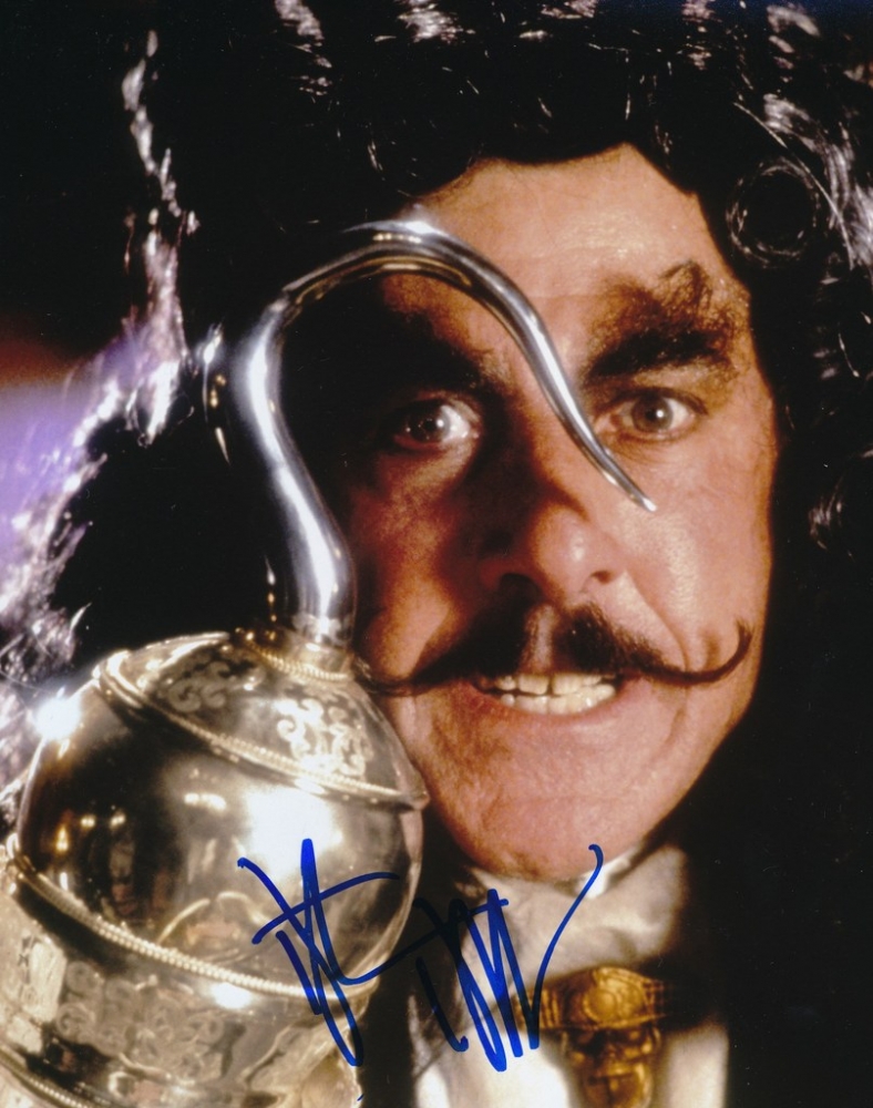 main_1-Dustin-Hoffman-Signed-Hook-8x10-Photo-PA-LOA-PristineAuction.com.jpg