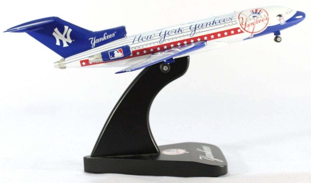 Online Sports Memorabilia Auction Pristine Auction